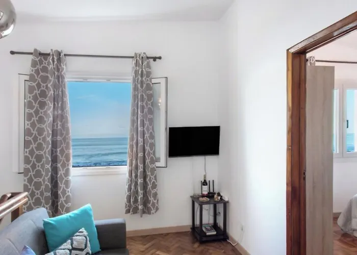 Casa Dos Avós * São Vicente